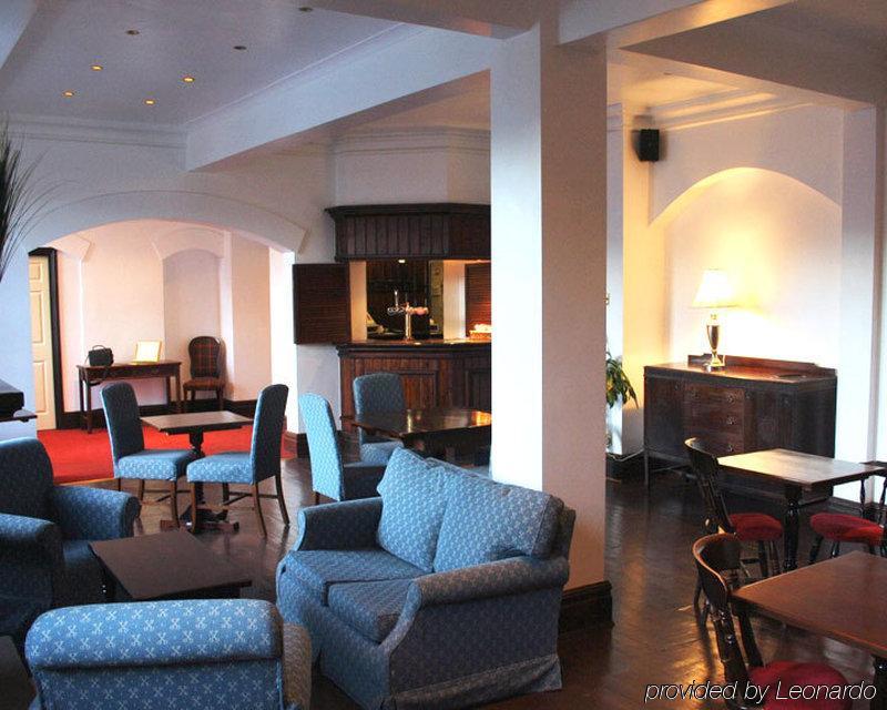 The Imperial Hotel Страуд Ресторант снимка