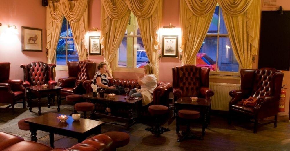 The Imperial Hotel Страуд Екстериор снимка